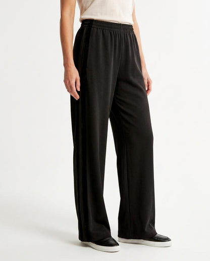 REI-Outlet24 - Karan | Wide-Leg Velvet-Trim Pants Women